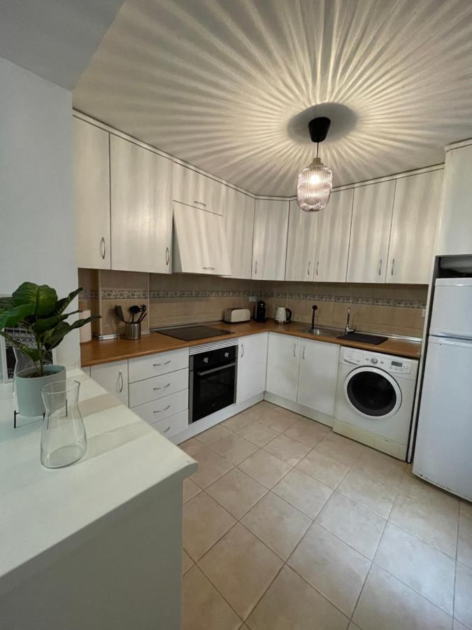 Three Bedroom Apartment With Pool In Torrevieja Dış mekan fotoğraf