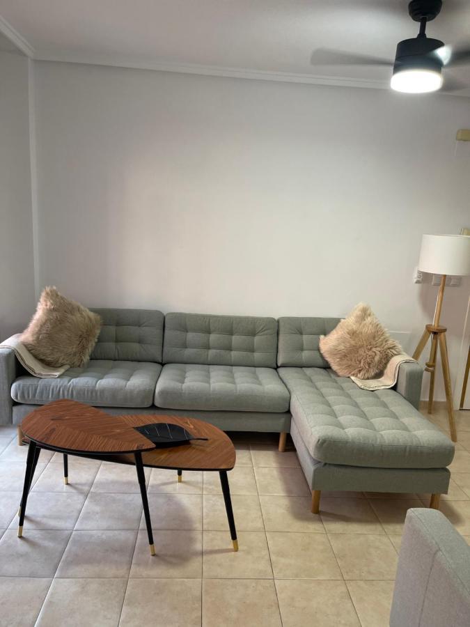 Three Bedroom Apartment With Pool In Torrevieja Dış mekan fotoğraf